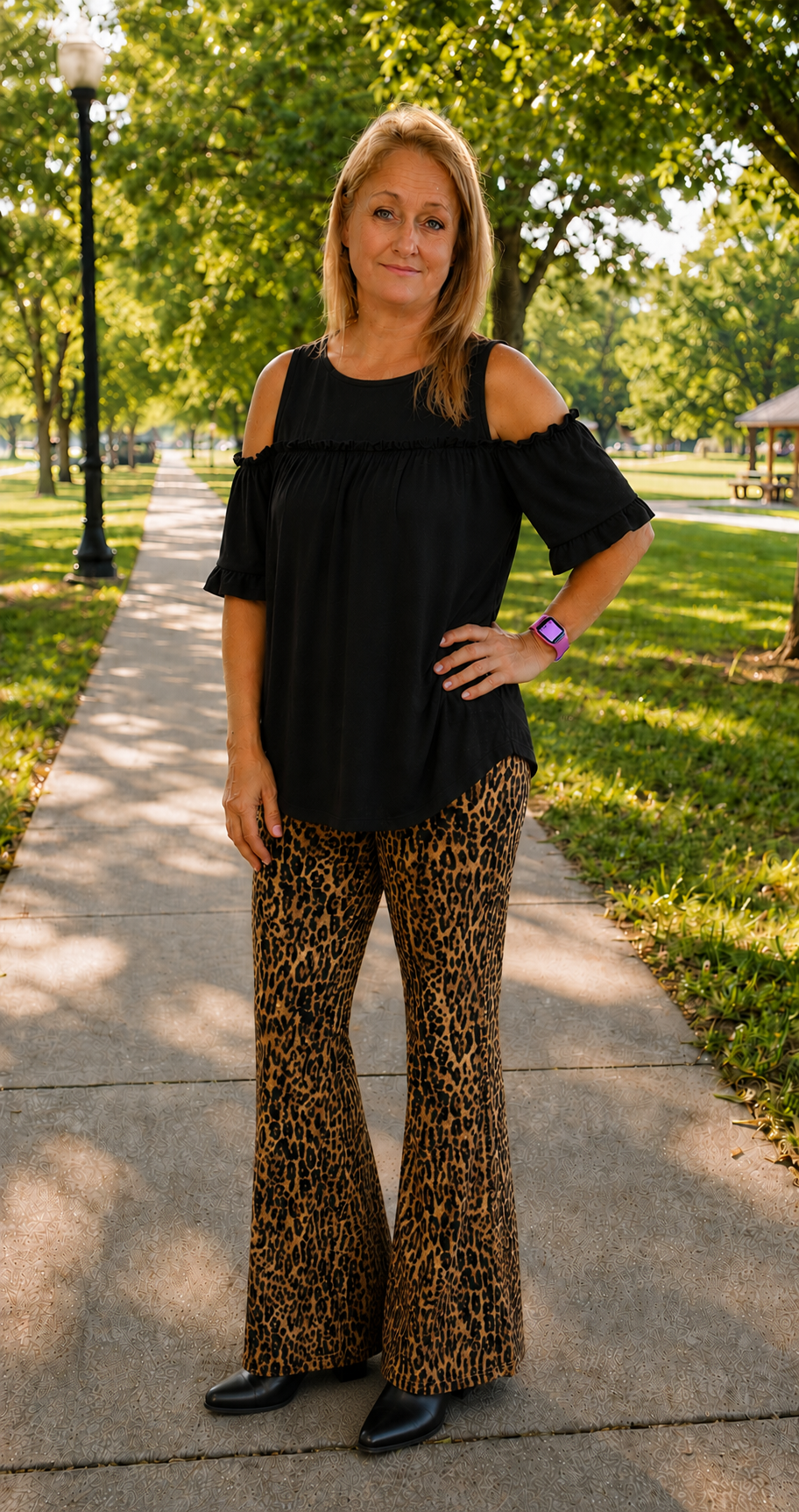 BLACK COLD SHOULDER FLUTTER SLEEVE TOP