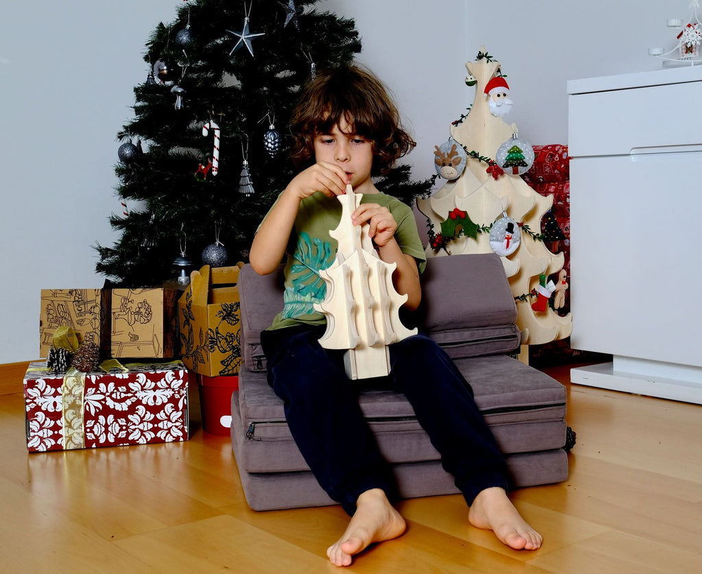 Wooden Christmas Tree & Felt Ornaments